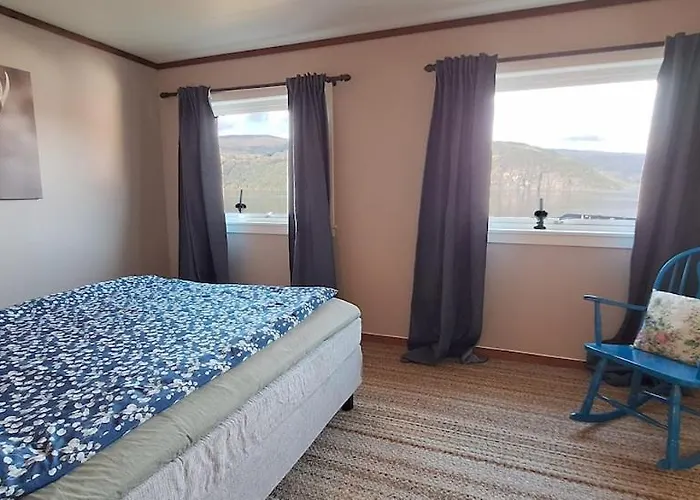 Quiet Fjord House In Utvik With Panoramic Views, Spacious And Private * Stryn