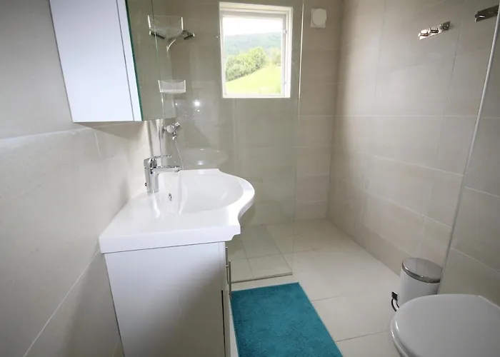 Σπίτι διακοπών Quiet Fjord House In Utvik With Panoramic Views, Spacious And Private Stryn
